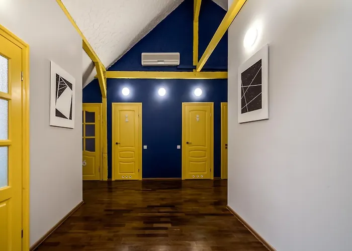 Park Plus Hostel